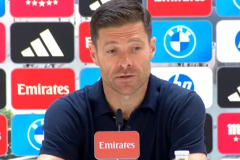 ألونسو يُشيد بابتسامة فينيسيوس وتأثير مبابي.. ويحدد ظهير ريال مدريد أمام سيلتا فيجو